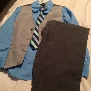 Boys dress suit size 7